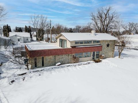 522 Circle Dr, Fairmount, IN 46928 photo 2