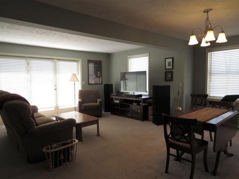 2315 Winding Brook Ct, Bloomington, IN 47401 photo 4