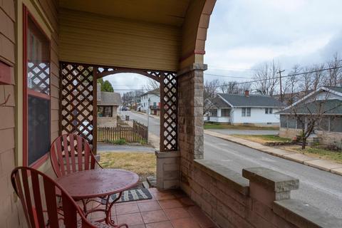 401 W Dodds St, Bloomington, IN 47401 photo 4