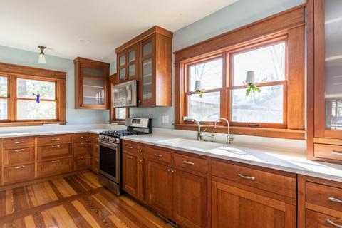 702 E 1st St, Bloomington, IN 47401 photo 11