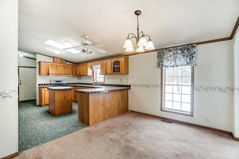 4685 N 100 E, Howe, IN 46746 photo 9