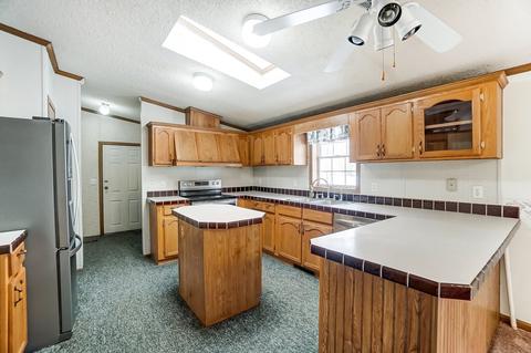 4685 N 100 E, Howe, IN 46746 photo 4