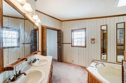 4685 N 100 E, Howe, IN 46746 photo 15