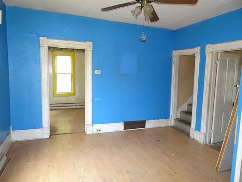 254 E John St, Knox, IN 46534 photo 3