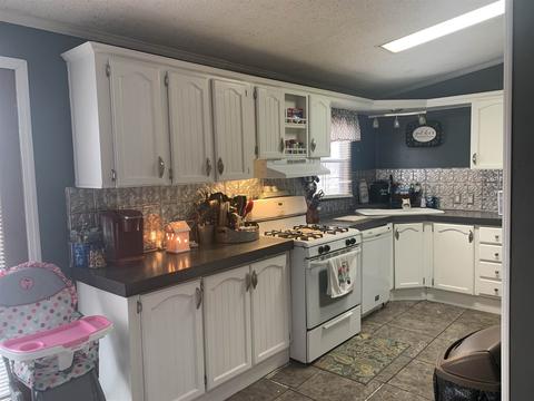 2266 Vfw Rd, Mitchell, IN 47446 photo 12