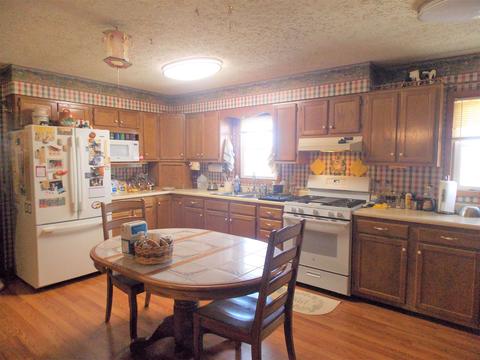 1259 Quail Run, Mitchell, IN 47446 photo 4