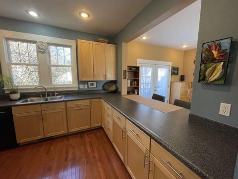 108 S Maple St, Bloomington, IN 47404 photo 11