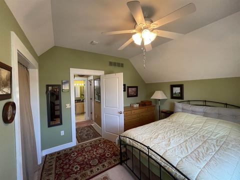 108 S Maple St, Bloomington, IN 47404 photo 17