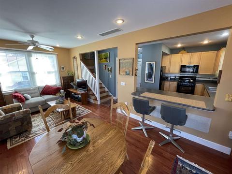 108 S Maple St, Bloomington, IN 47404 photo 3