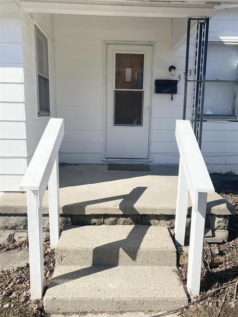 533 E Walnut St, Greentown, IN 46936 photo 4
