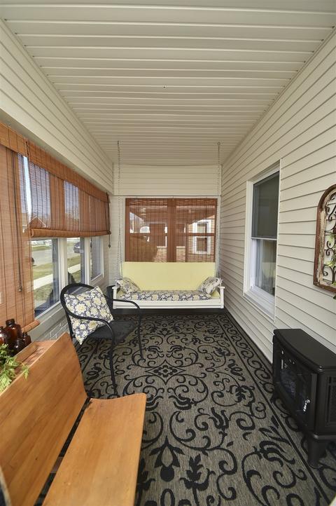606 N 8th St, Mitchell, IN 47446 photo 4