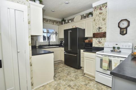 606 N 8th St, Mitchell, IN 47446 photo 10