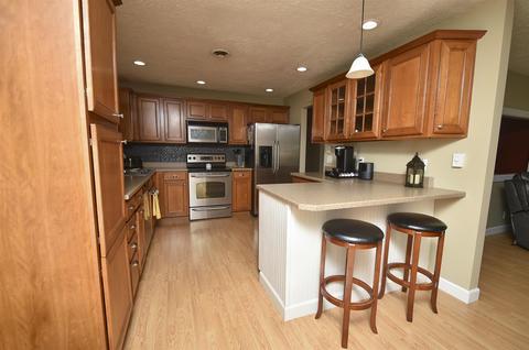 46 Woodlawn Dr, Mitchell, IN 47446 photo 9