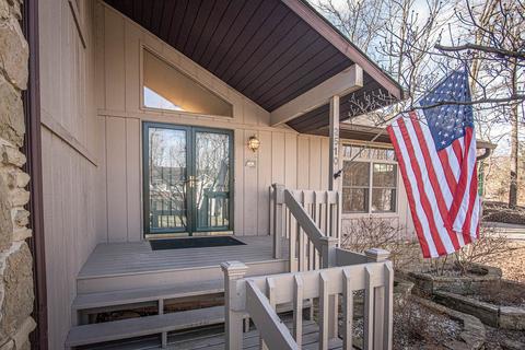 2510 E Poplar Dr, Bloomington, IN 47401 photo 2