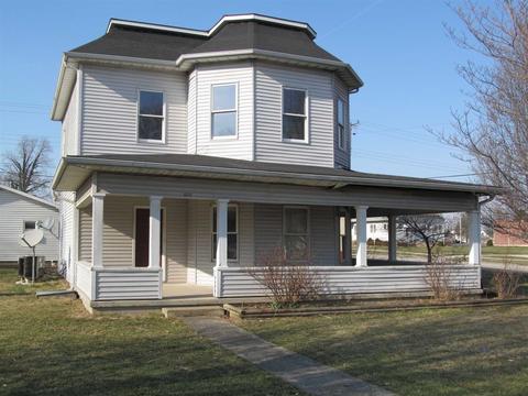 805 Grissom Ave, Mitchell, IN 47446 photo 1