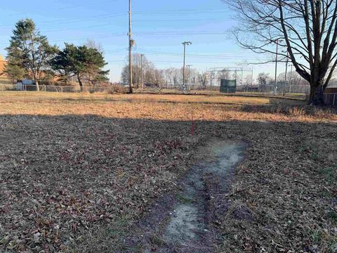 512 E Spring St, Lagrange, IN 46761 photo 3