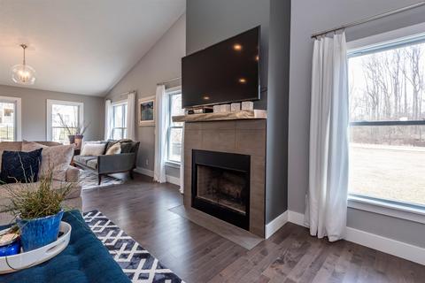 2537 E Manor Ct, Bloomington, IN 47401 photo 6