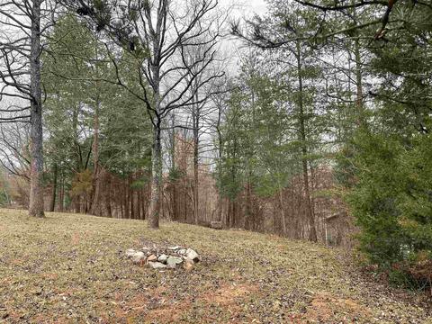 958 S Rustic Ln, Jasper, IN 47546 photo 4
