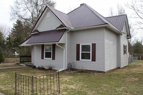 311 W Second St, Fairmount, IN 46928 photo 2