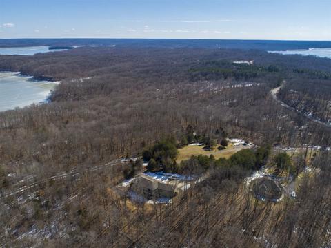 7204 E Merritt Dr, Bloomington, IN 47401 photo 2