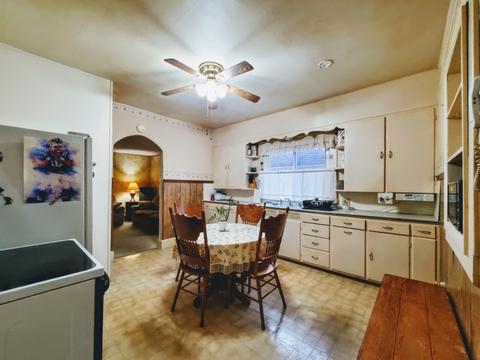 623 S St, Bedford, IN 47421 photo 6