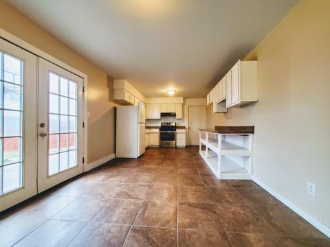 508 W 10th St, Oolitic, IN 47451 photo 5