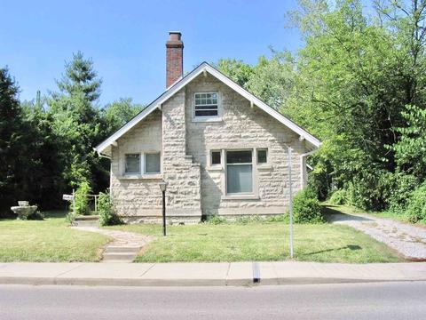 1015 E Maxwell Ln, Bloomington, IN 47401 photo 1