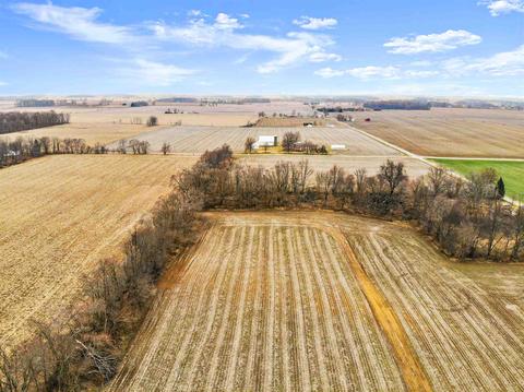14611 Beech Rd, Bourbon, IN 46504 photo 8