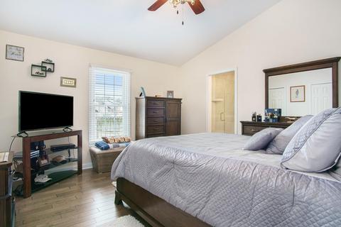 52110 Evard Dr, Granger, IN 46530 photo 9