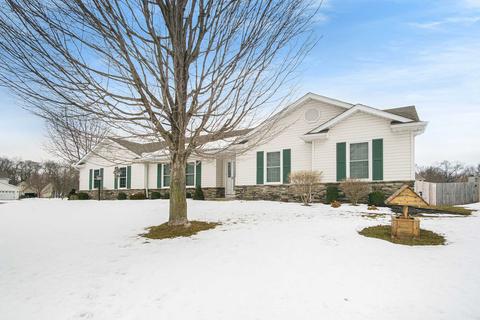 52110 Evard Dr, Granger, IN 46530 photo 2