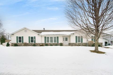 52110 Evard Dr, Granger, IN 46530 photo 1