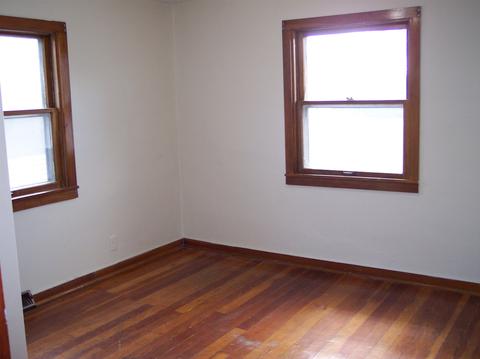 201 E Maple Grove St, Syracuse, IN 46567 photo 21