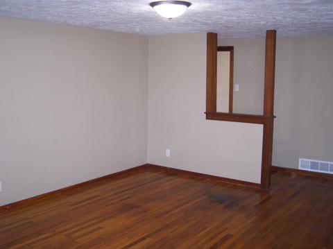 201 E Maple Grove St, Syracuse, IN 46567 photo 17