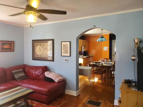 321 N Maple St, Bloomington, IN 47404 photo 4