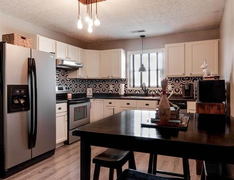 1114 Tulip St, Mitchell, IN 47446 photo 4