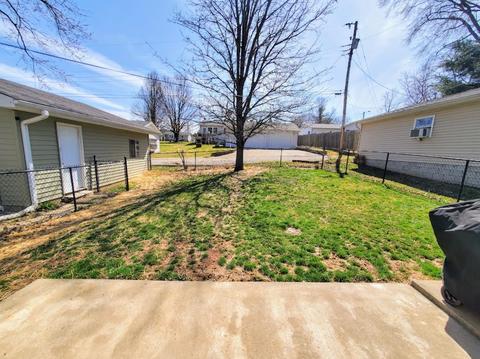 1114 Tulip St, Mitchell, IN 47446 photo 22