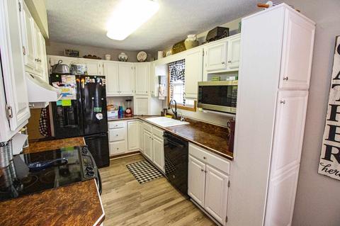 7 Cobblestone Ct, Delphi, IN 46923 photo 8