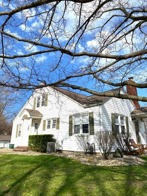 300 Race St, Odon, IN 47562 photo 4