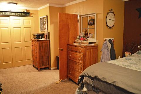 421 E Second St, Fairmount, IN 46928 photo 17