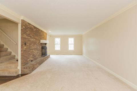 16998 Hampton Dr, Granger, IN 46530 photo 17