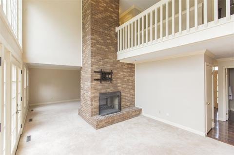 16998 Hampton Dr, Granger, IN 46530 photo 11