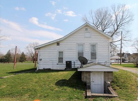 413 Howard St, Delphi, IN 46923 photo 2