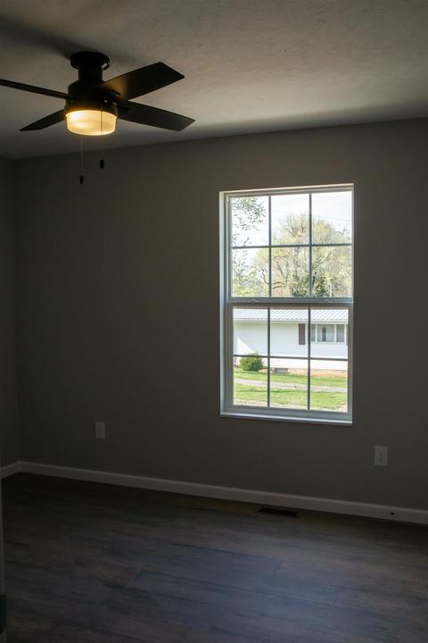 702 Crawford St, Mitchell, IN 47446 photo 25