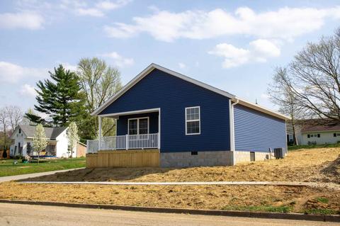 702 Crawford St, Mitchell, IN 47446 photo 5