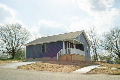 702 Crawford St, Mitchell, IN 47446 photo 3