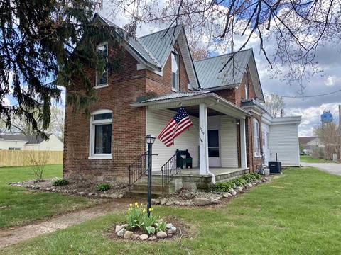609 E Rochester St, Akron, IN 46910 photo 1