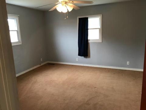 65 E Main St, Elberfeld, IN 47613 photo 9