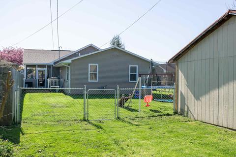 510 N 8th St, Mitchell, IN 47446 photo 4