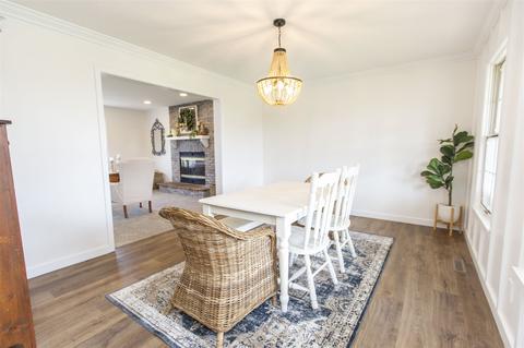 705 E Johnson Rd, South Bend, IN 46614 photo 4