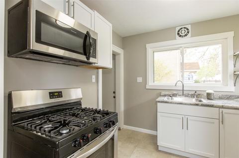 814 Eckman St, South Bend, IN 46614 photo 13